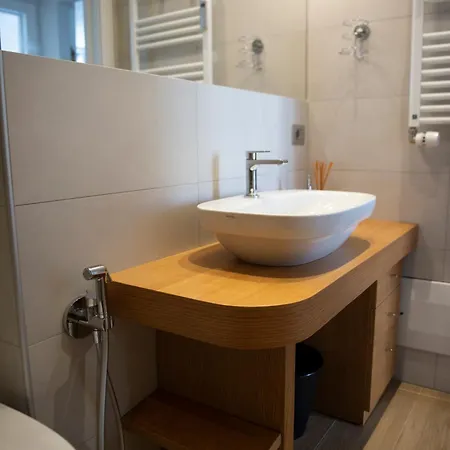 Il Cenacolo Centro Cadorna Santambrogio Comodo Per Fiera E Allianz Convention Centre * Milaan