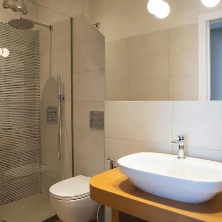 Il Cenacolo Centro Cadorna Santambrogio Comodo Per Fiera E Allianz Convention Centre